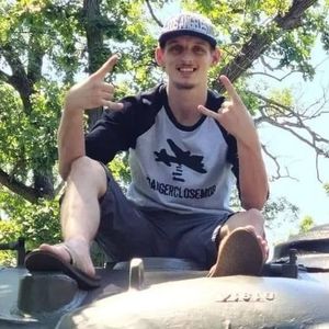 Meet your Posher, Aaron